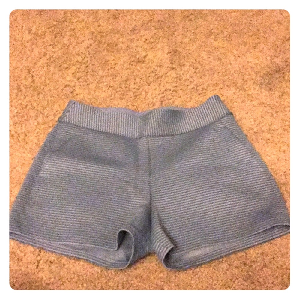NWT lululemon shaped short (sold out)